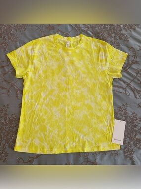 Lululemon All Yours Cotton T-Shirt Marmoleado Tie Dye Highlight Yellow Size 8